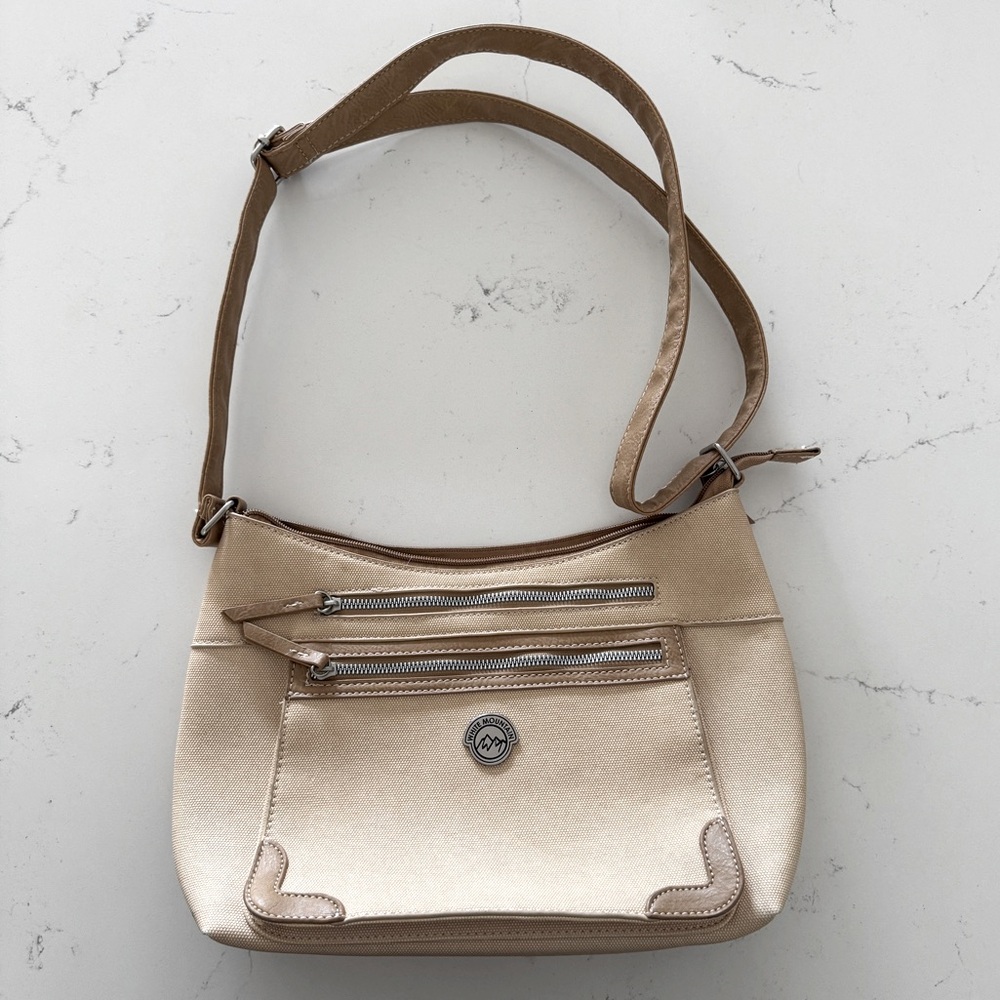 White Mountain Ladies Bag